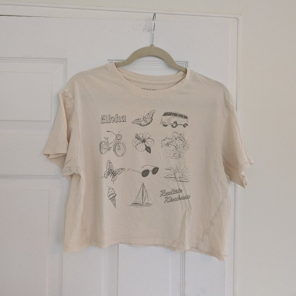 American Eagle Cropped Graphic Crop Top Tee